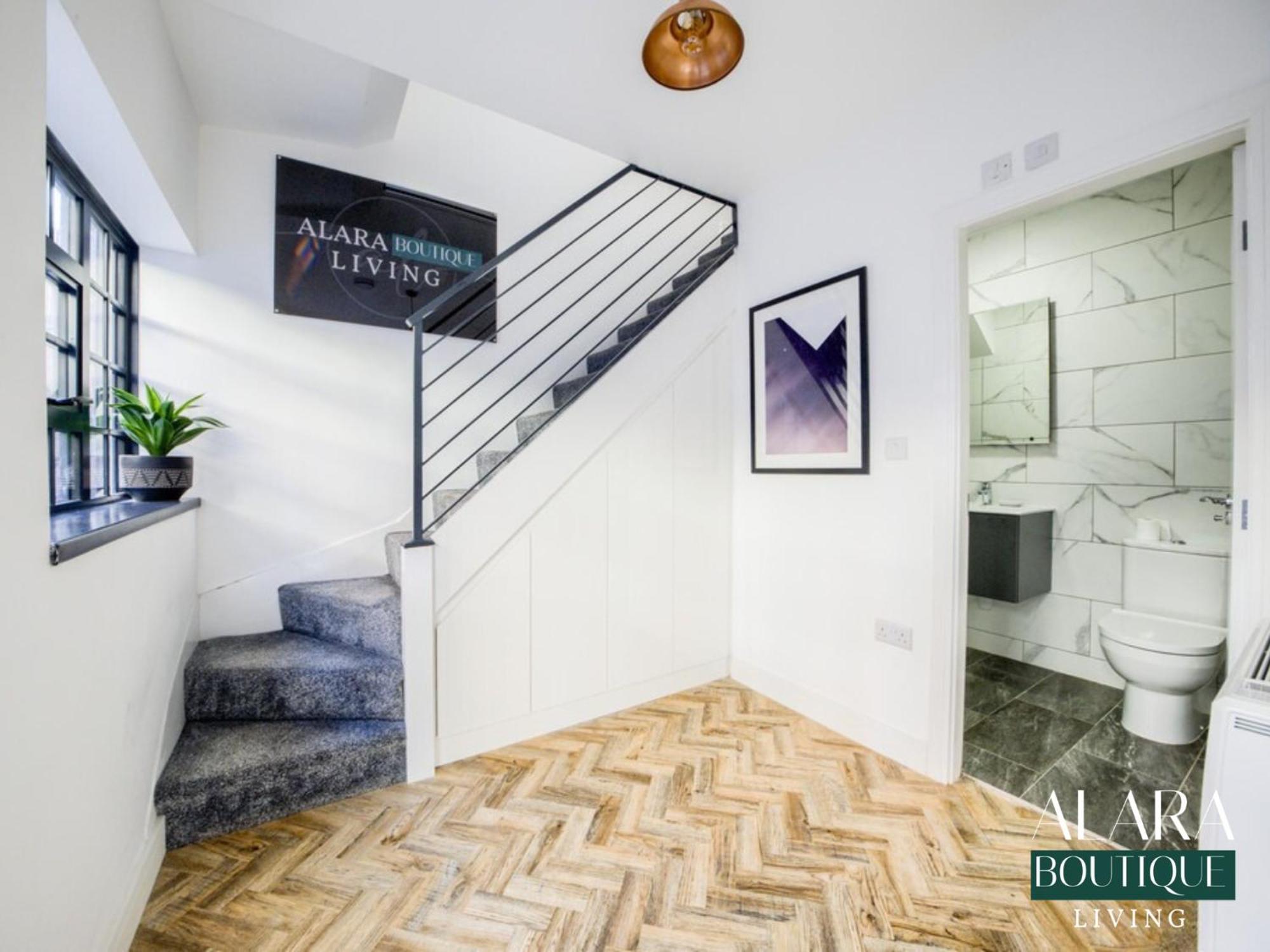 Luxury 3 Floor Townhouse Birmingham - Alara Boutique Living 아파트 외부 사진